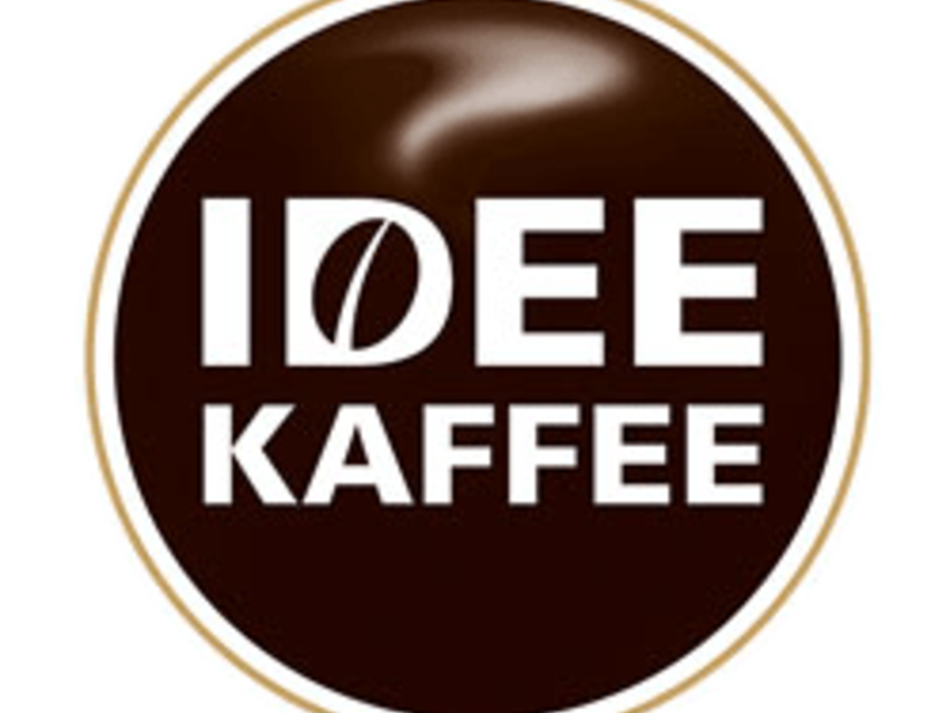 IDEE Kaffee-Logo mit fettgedrucktem Text auf braunem Hintergrund, der das Symbol einer Kaffeebohne hervorhebt.