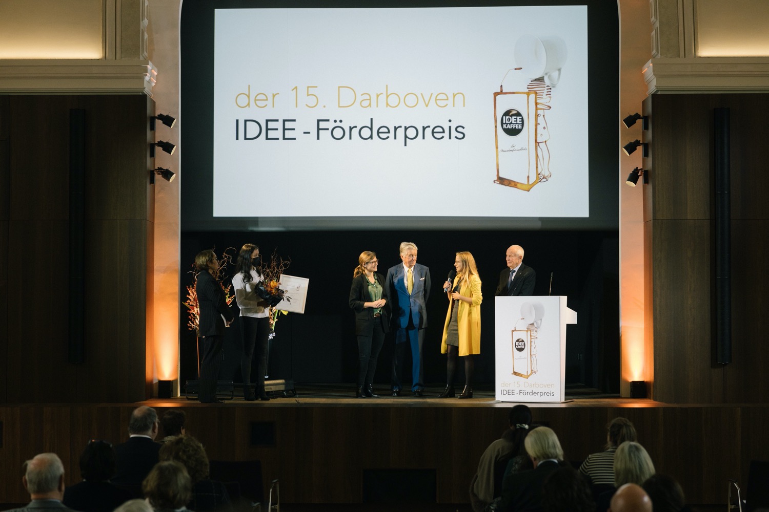 Award ceremony for the 15th Darboven IDEE Sponsorship Prize in Hamburg - 1st place prize awarded